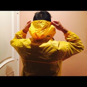 Nike rain jacket with retractable hood